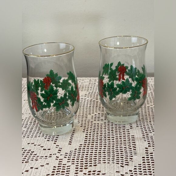 Set of two vintage Holly and Berries drinking glasses || vintage water glasses - Picture 12 of 13
